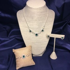Green bracelet, necklace, and earring set